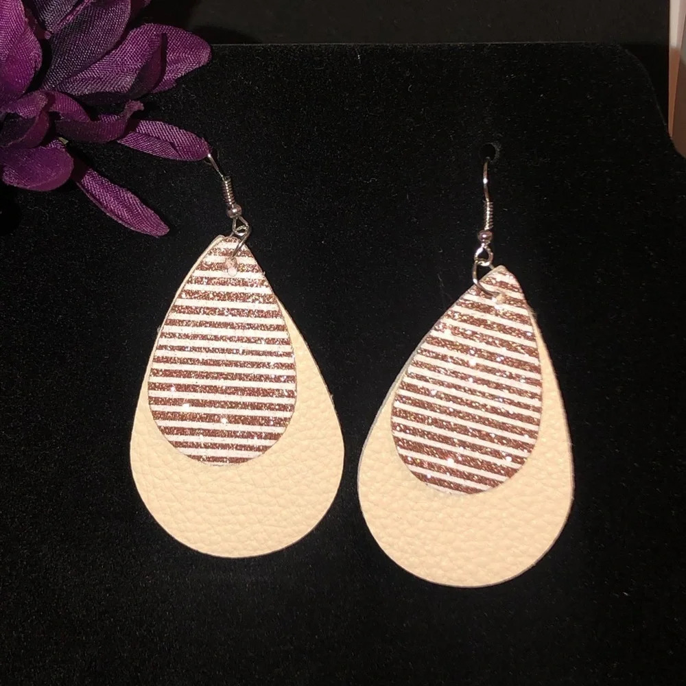5/$20 layered stripe teardrop earrings